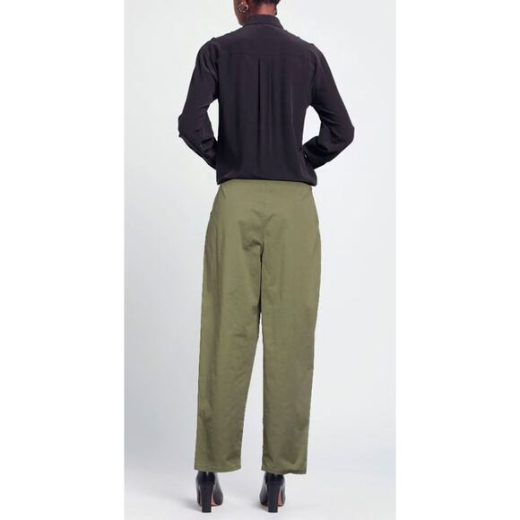 BCBGeneration Women's High Rise Barrel Leg Pants in Crushed Oregano Medium $75 - Picture 2 of 5